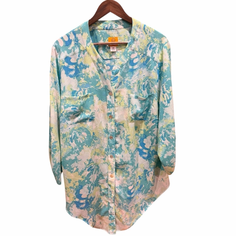 Ruby Rd. Plus 20W Abstract Print Button Front Blo… - image 3